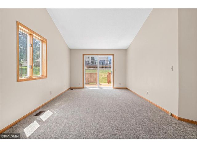 1906 Tuenge Drive, Stillwater, MN 55082