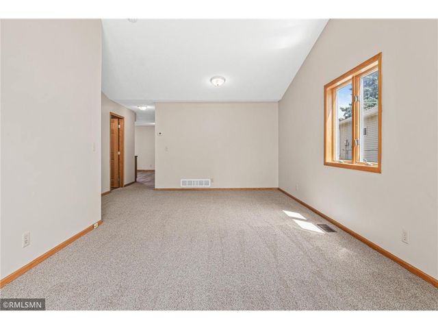 1906 Tuenge Drive, Stillwater, MN 55082