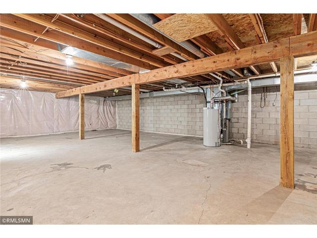 1906 Tuenge Drive, Stillwater, MN 55082