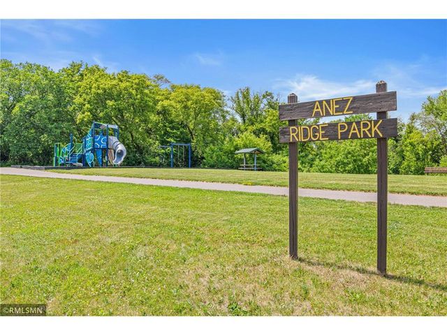 1906 Tuenge Drive, Stillwater, MN 55082