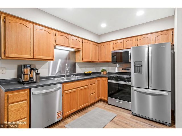 1906 Tuenge Drive, Stillwater, MN 55082