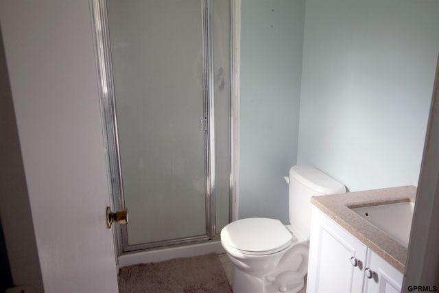 208 Sandi Court, Bellevue, NE 68005