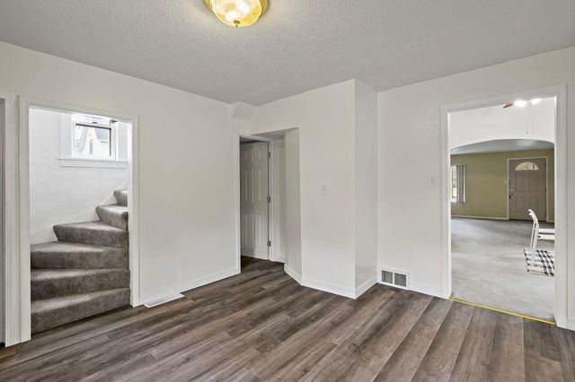 918 Edgerton Street, Saint Paul, MN 55130