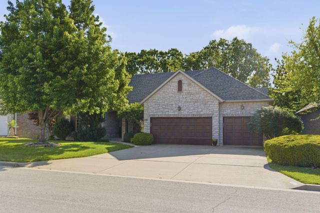 6440 S Meadowview Drive, Ozark, MO 65721