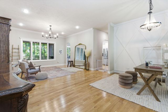 6440 S Meadowview Drive, Ozark, MO 65721