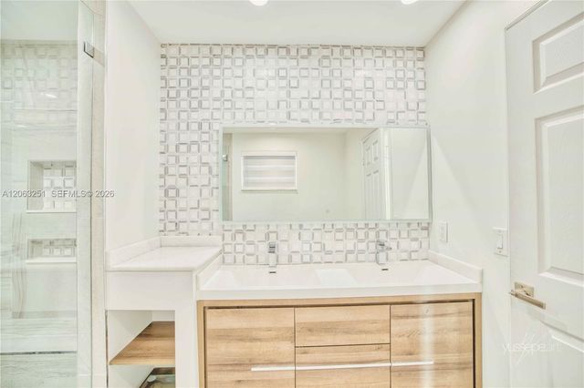 15151 NW 6th Court 15151, Pembroke Pines, FL 33028