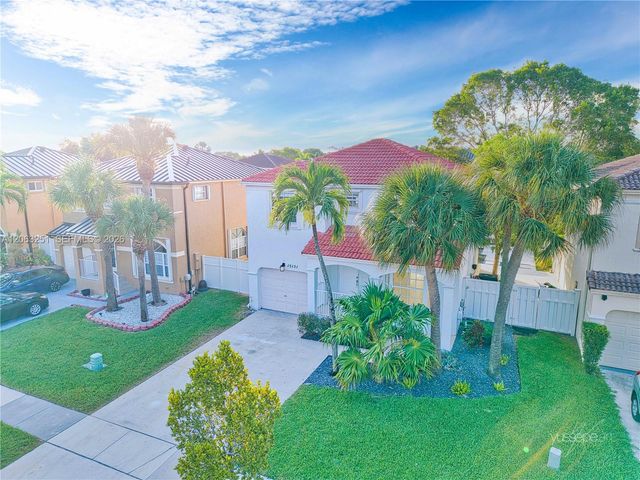 15151 NW 6th Court 15151, Pembroke Pines, FL 33028