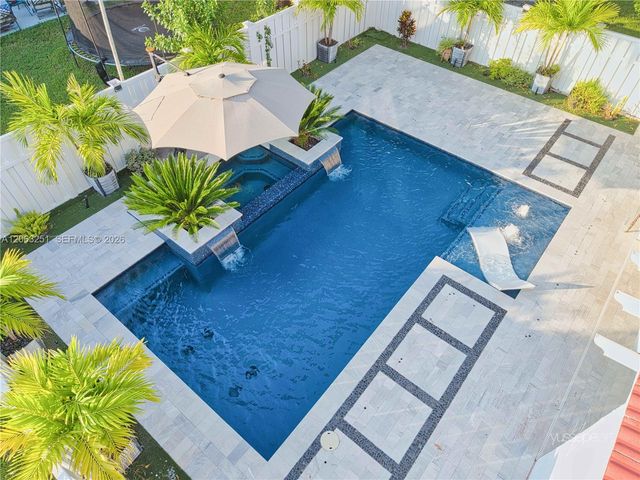 15151 NW 6th Court 15151, Pembroke Pines, FL 33028