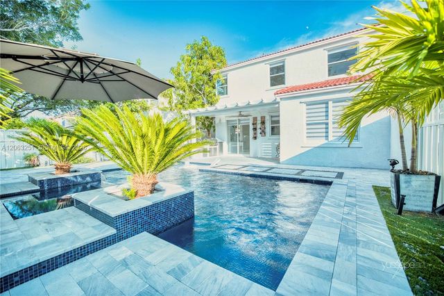 15151 NW 6th Court 15151, Pembroke Pines, FL 33028