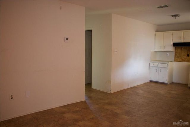 2300 N 32nd Street, Mcallen, TX 78501