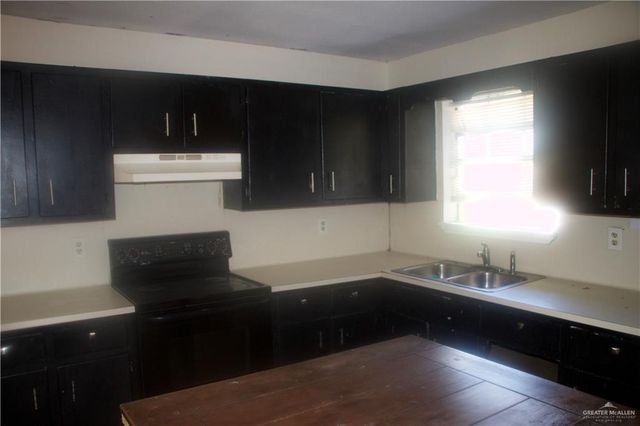 2300 N 32nd Street, Mcallen, TX 78501