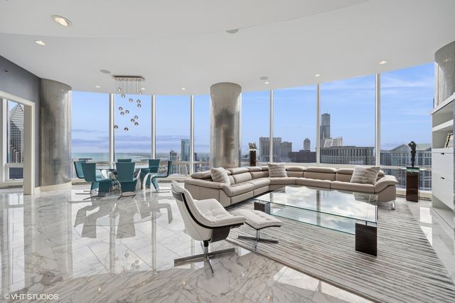401 N Wabash Avenue 49G, Chicago, IL 60611