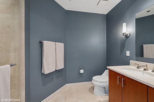 401 N Wabash Avenue 49G, Chicago, IL 60611