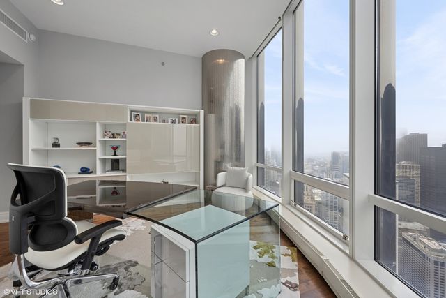 401 N Wabash Avenue 49G, Chicago, IL 60611