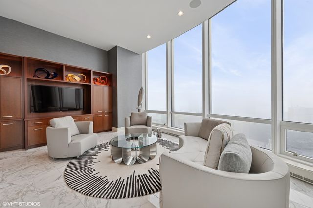 401 N Wabash Avenue 49G, Chicago, IL 60611