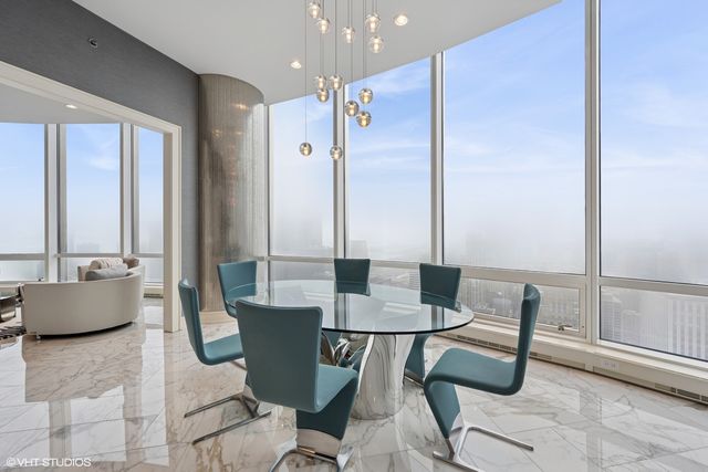 401 N Wabash Avenue 49G, Chicago, IL 60611