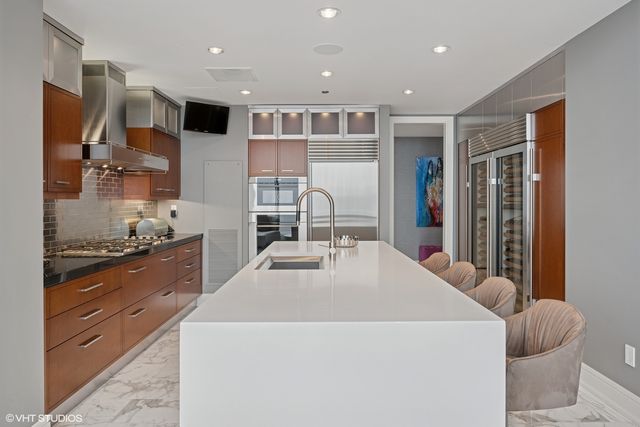 401 N Wabash Avenue 49G, Chicago, IL 60611