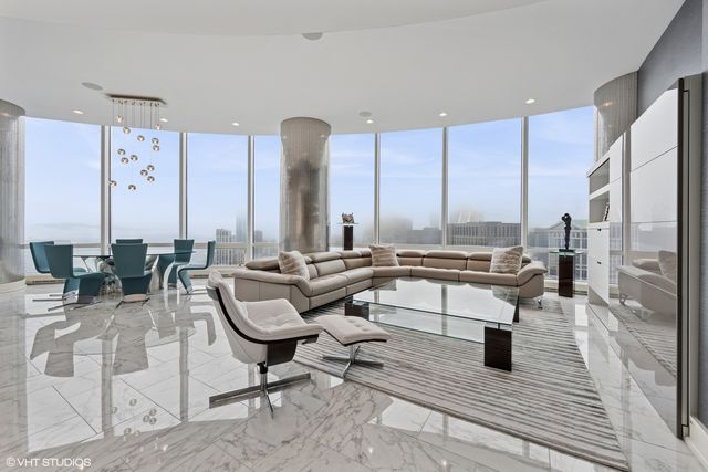 401 N Wabash Avenue 49G, Chicago, IL 60611