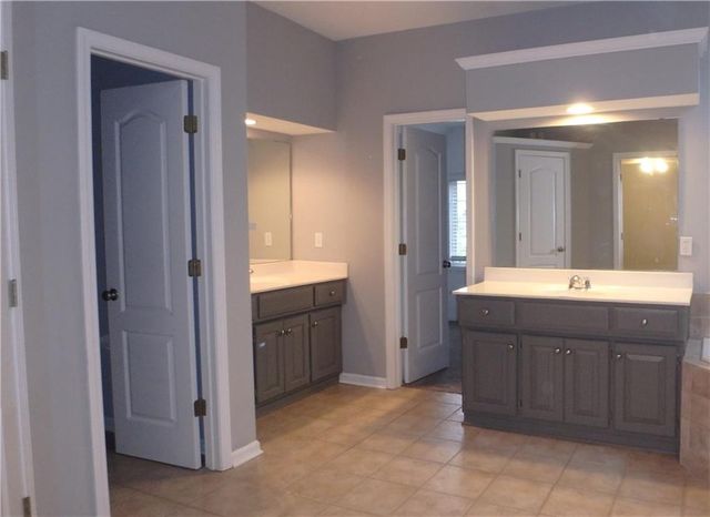 14064 W 147th Street, Olathe, KS 66062