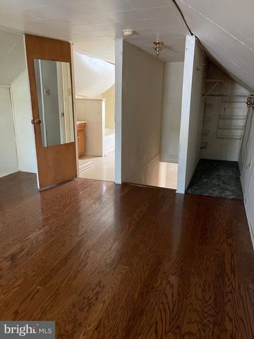 10123 WINCHESTER AVE, Bunker Hill, WV 25413
