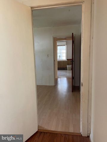 10123 WINCHESTER AVE, Bunker Hill, WV 25413
