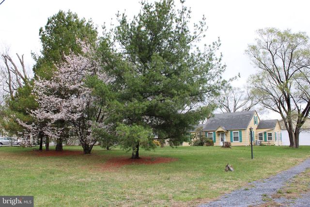 10123 WINCHESTER AVE, Bunker Hill, WV 25413