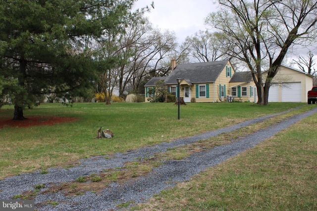 10123 WINCHESTER AVE, Bunker Hill, WV 25413