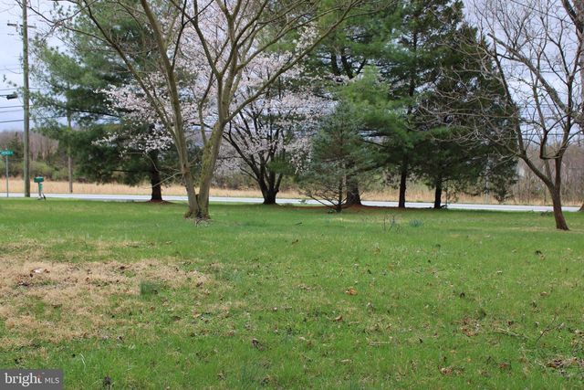10123 WINCHESTER AVE, Bunker Hill, WV 25413