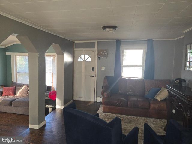 152 MOUNT HOLLY AVE, Mount Holly, NJ 08060