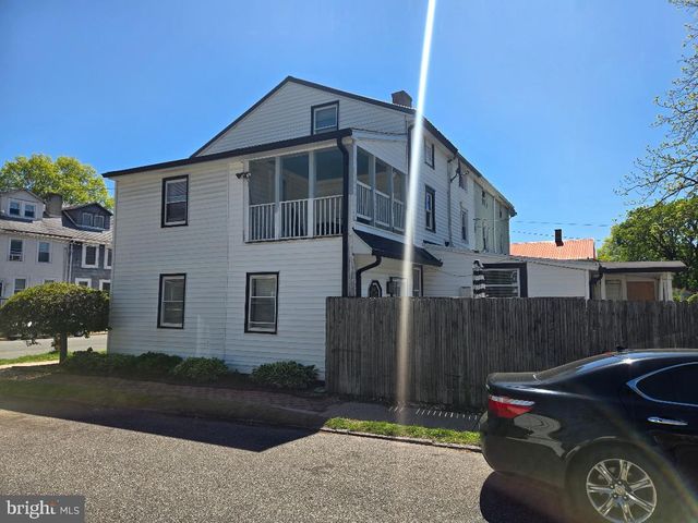 152 MOUNT HOLLY AVE, Mount Holly, NJ 08060