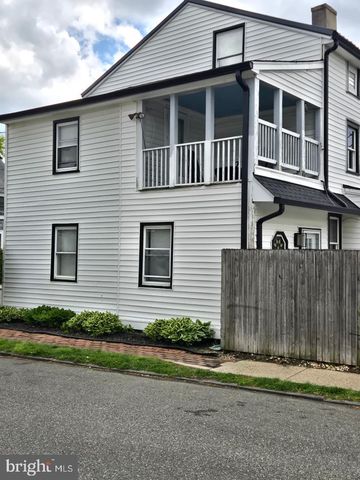 152 MOUNT HOLLY AVE, Mount Holly, NJ 08060