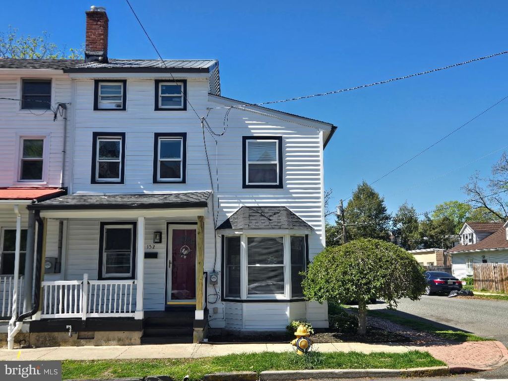 152 MOUNT HOLLY AVE, Mount Holly, NJ 08060