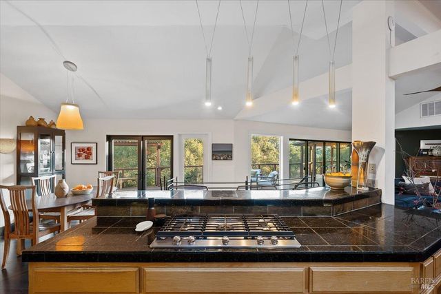 1000 Siesta Way, Sonoma, CA 95476