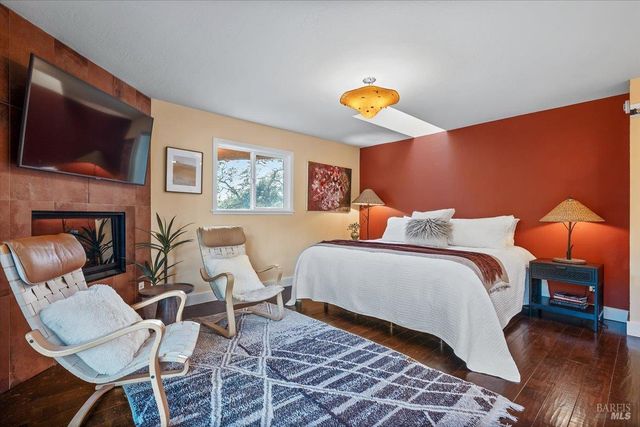 1000 Siesta Way, Sonoma, CA 95476