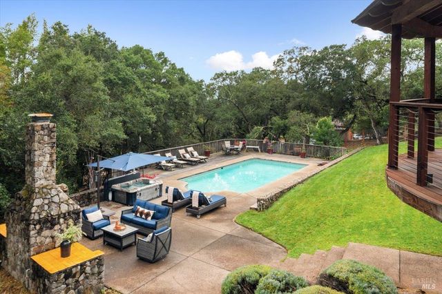 1000 Siesta Way, Sonoma, CA 95476