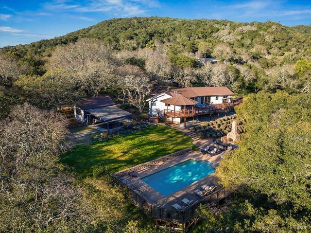 1000 Siesta Way, Sonoma, CA 95476