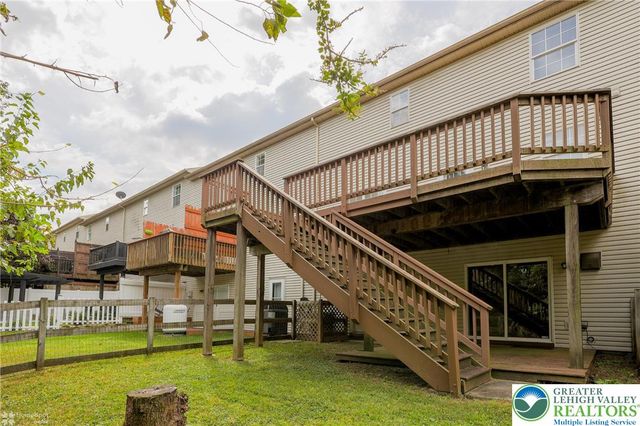 6689 Jefferson Court, Lynn Twp, PA 18066