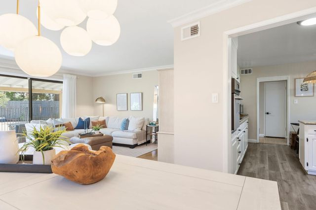 4704 Bowerwood Dr, Carmichael, CA 95608