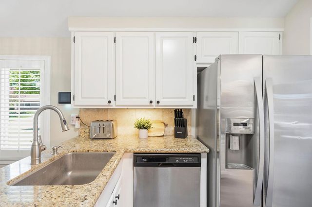 4704 Bowerwood Dr, Carmichael, CA 95608