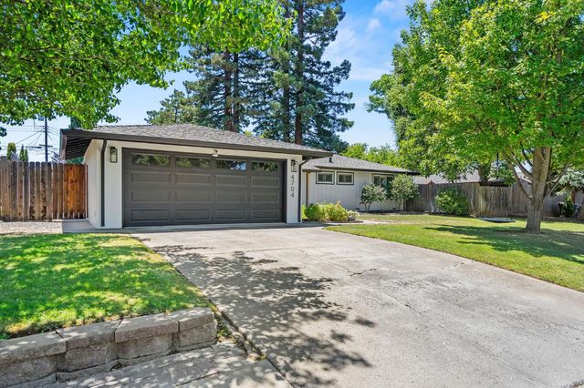 4704 Bowerwood Dr, Carmichael, CA 95608
