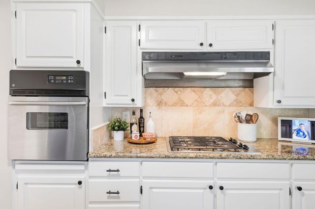 4704 Bowerwood Dr, Carmichael, CA 95608