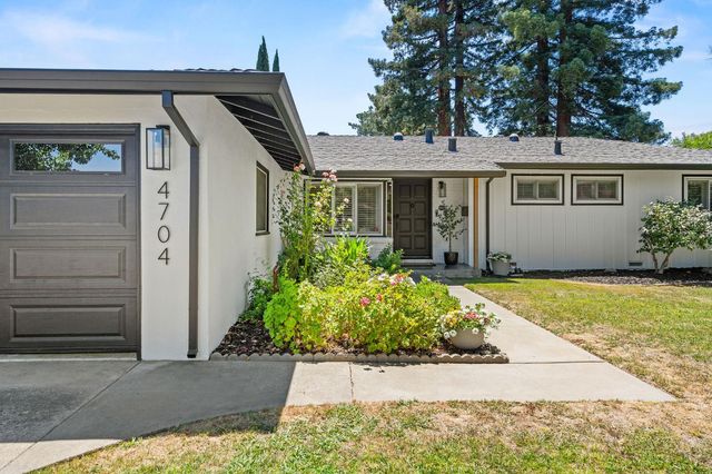 4704 Bowerwood Dr, Carmichael, CA 95608