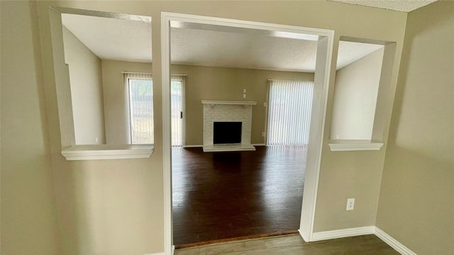 4621 Rose Of Sharon Lane, Fort Worth, TX 76137