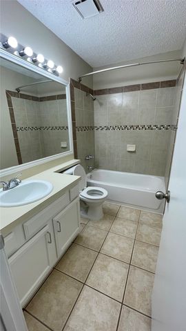 4621 Rose Of Sharon Lane, Fort Worth, TX 76137