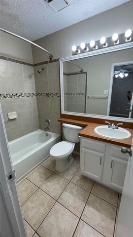 4621 Rose Of Sharon Lane, Fort Worth, TX 76137