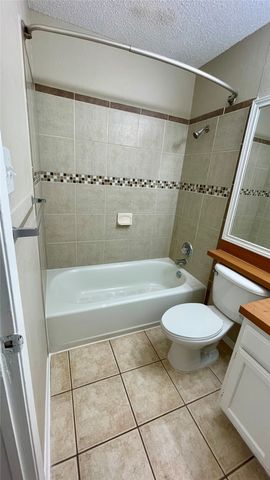 4621 Rose Of Sharon Lane, Fort Worth, TX 76137