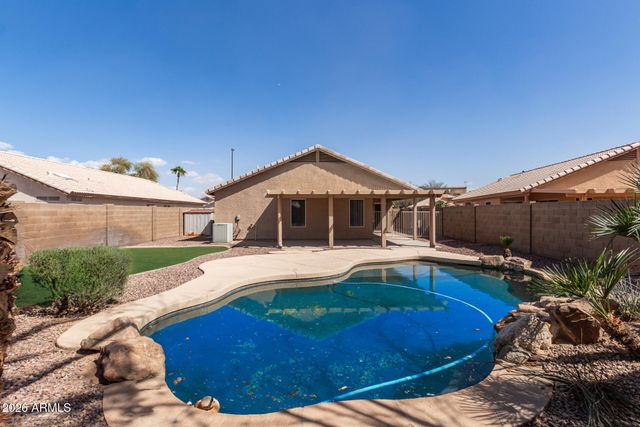 1522 S DOVE Street, Gilbert, AZ 85233