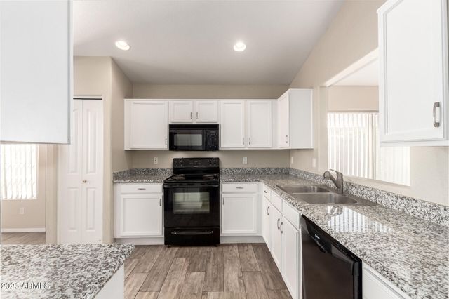 1522 S DOVE Street, Gilbert, AZ 85233