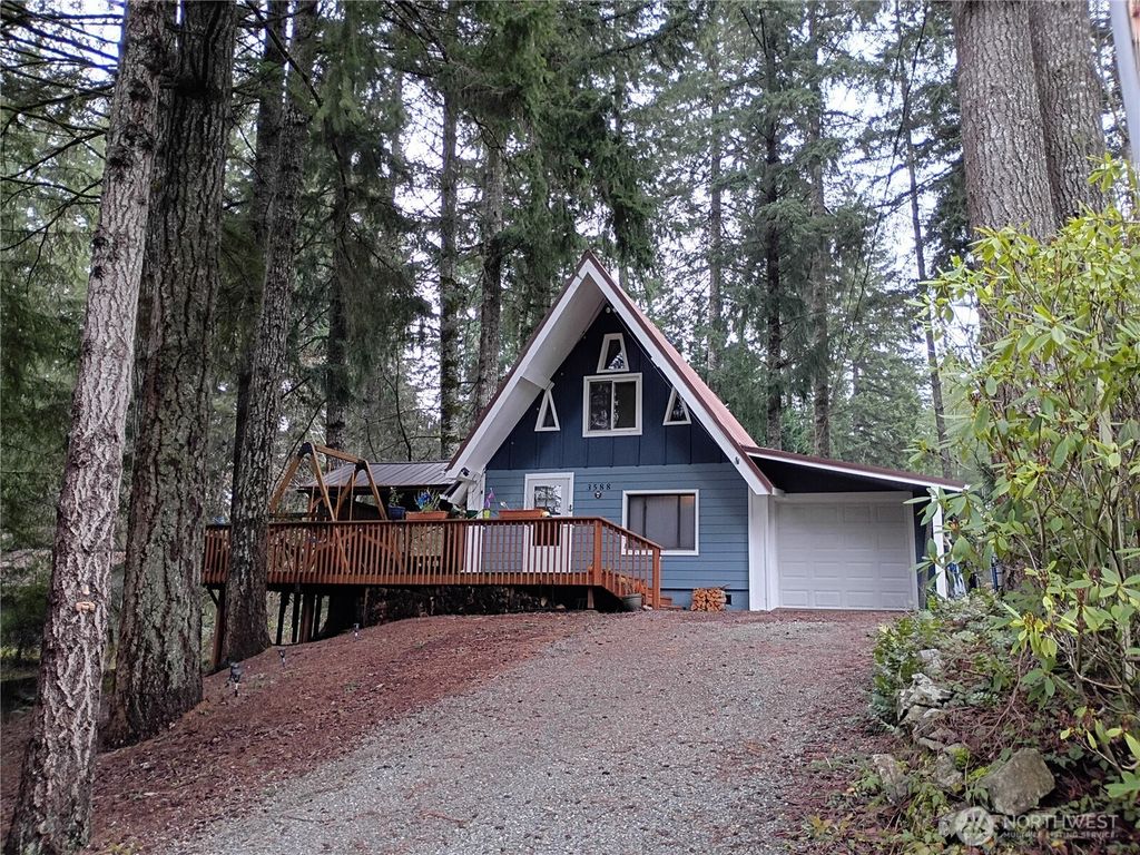 3588 This A Way Road NW, Bremerton, WA 98312