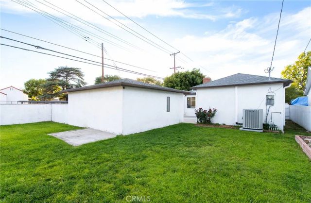 9246 Manzanar Ave, Downey, CA 90240